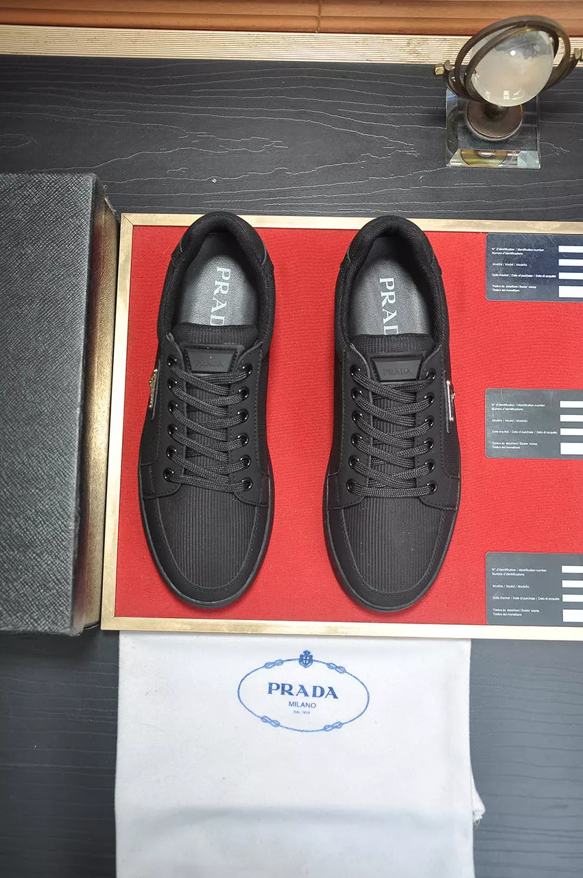 prada decontractees chaussures pour homme s_12bbb561